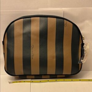 Oscar de la Renta cosmetic bag